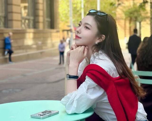 정은혜 아나운서의 미모에 누리꾼들 반응이 폭발적이다. / 정은혜 소셜미디어 캡처