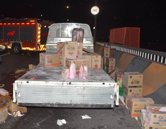 화재가 발생한 화물차. 서울시 제공