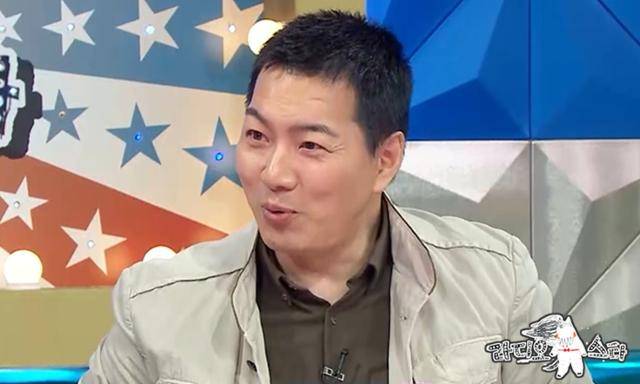 배우 송일국이 어느덧 사춘기에 접어든 세 아들의 육아 고충을 고백한다. MBC 제공