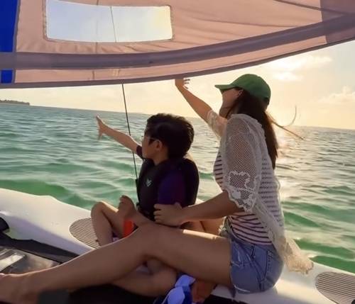 배우 이시영이 이혼 후 아들과 함께 떠난 사이판 여행에서 여전히 눈부신 엄마의 시간을 기록했다. 사진=이시영 SNS