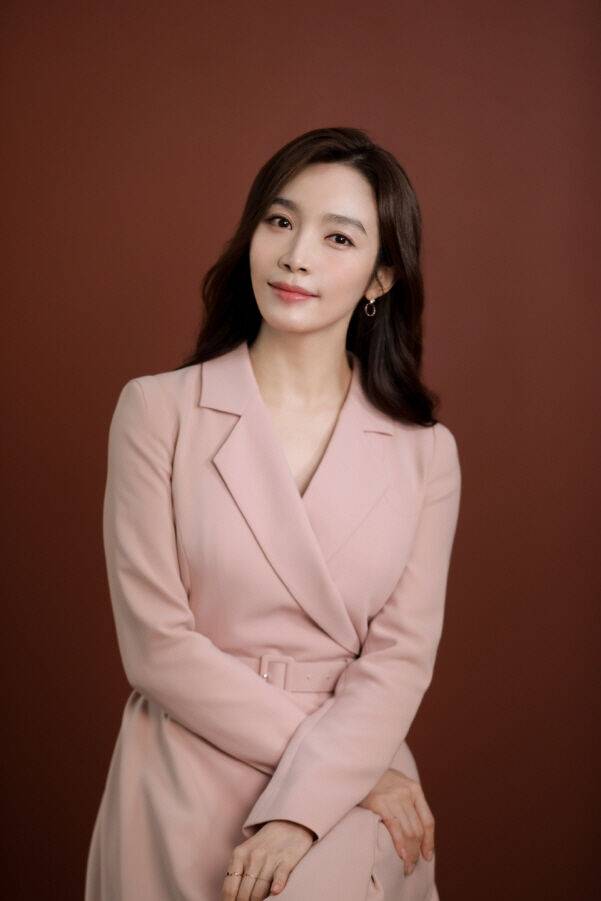 배우 이민영/지담미디어