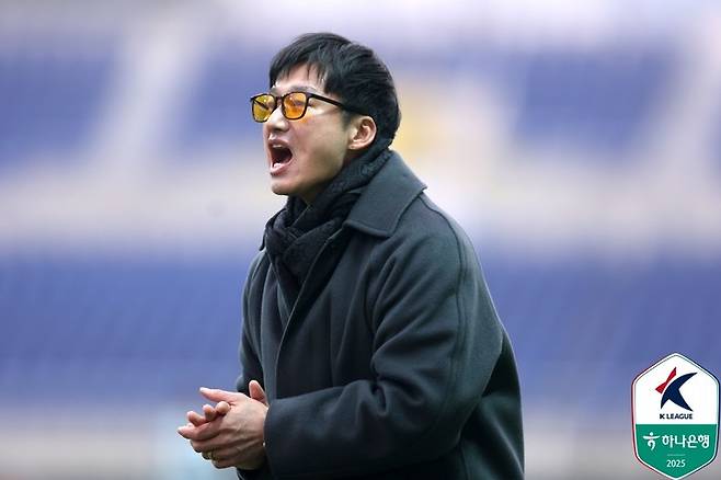 광주FC 이정효 감독
