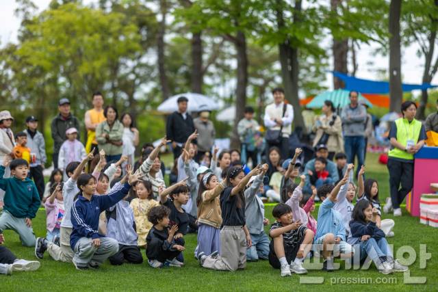 ▲순천만국가정원을 찾은 어린이들ⓒ순천시