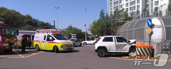 사고현장(경기도소방재난본부 제공.재판매 및 DB금지)