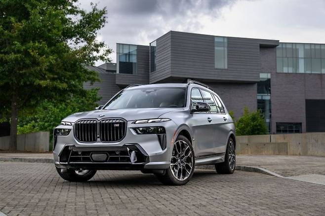 BMW X7 M60i xDrive 전면부. BMW코리아 제공