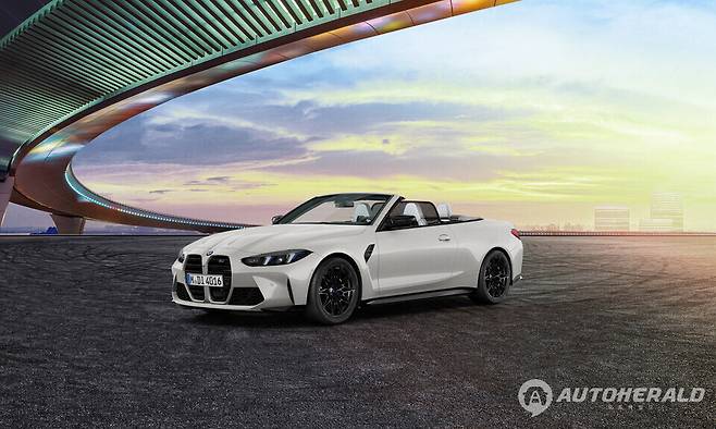 BMW M4 컴페티션 M xDrive 컨버터블 초크 에디션(BMW)