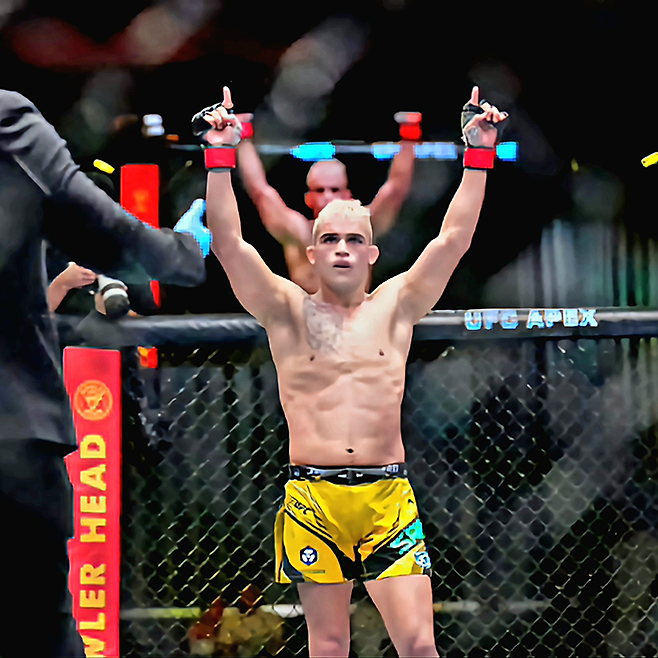 다니에우 구스타부 곤자가 산투스가 2023년 6월 미국 네바다주 엔터프라이즈 UFC on ESPN 46 밴텀급 선수로 소개받고 있다. 사진=PXimages/Icon Sportswire=연합뉴스 제공