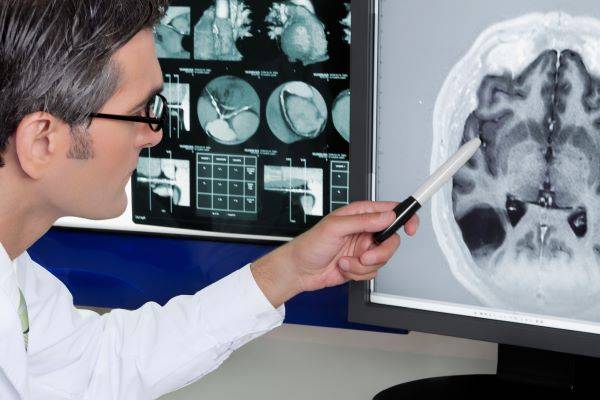 뇌 건강을 지키기 위해 하지 말아야 할 것들이 있다./사진=클립아트코리아