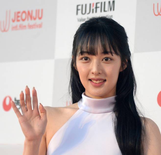사진은 지난달 30일 전북 전주시 한국소리문화의전당에서 열린 '제26회 전주국제영화제 개막식'에 참석한 배우 김보라. /사진=뉴시스