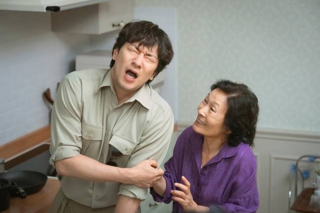 스튜디오 피닉스·SLL 제공