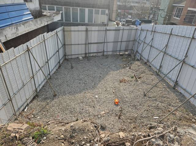 신영동 대상지의 빈집 철거 후 모습. 사진제공=종로구