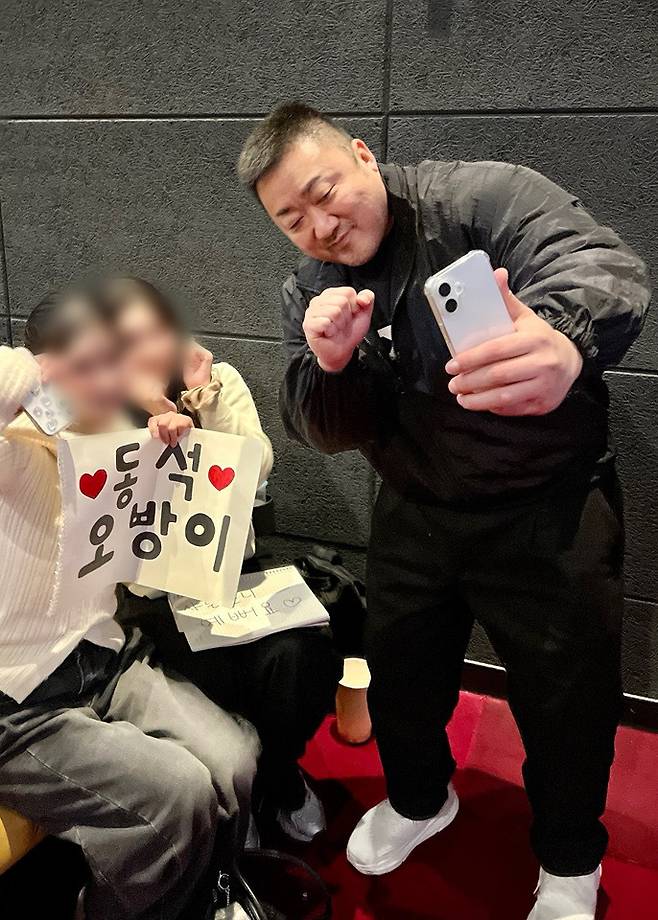 '거룩한 밤: 데몬 헌터스' 개봉 2주차 무대인사