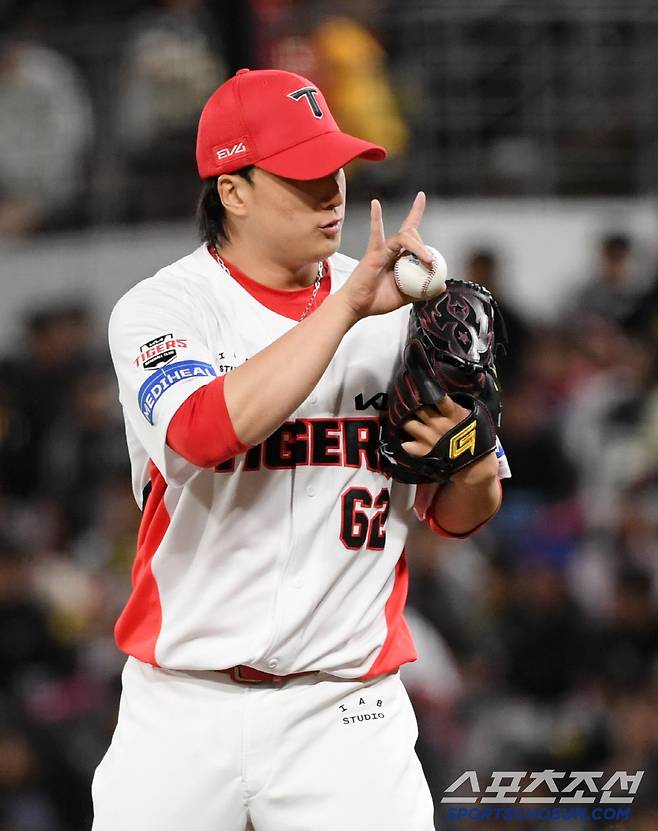 25일 광주 기아챔피언스필드에서 열린 KIA 타이거즈와 LG 트윈스의 경기. KIA 정해영이 역투하고 있다. 광주=박재만 기자 pjm@sportschosun.com/2025.04.25/