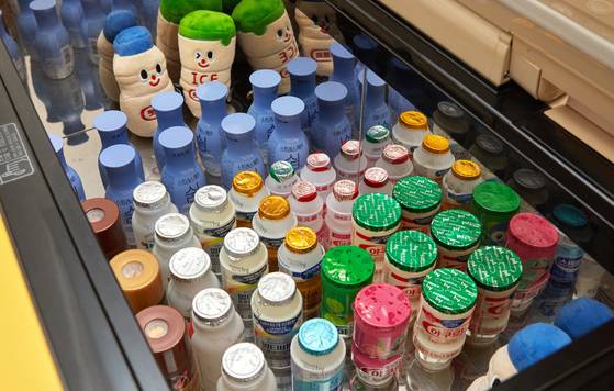 프레시 매니저들이 사용하는 움직이는 냉장 카트 ‘코코’에는 수납공간이 매우 많아 많은 양의 발효유를 담아둘 수 있었다.