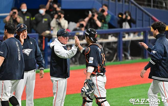 한화는 지난달 26일 대전 KT전부터 12연승을 질주하고 있다. 이 기간 김경문 감독의 적절한 대타 활용이 빛을 보고 있다. 엑스포츠뉴스 DB