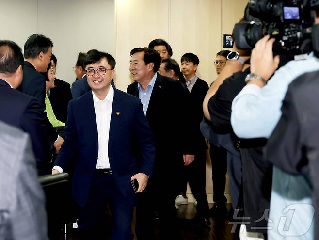 중소기업중앙회는 13일 중소기업중앙회에서 임기근 조달청장 초청 중소기업인 간담회를 개최했다. (중기중앙회 제공)