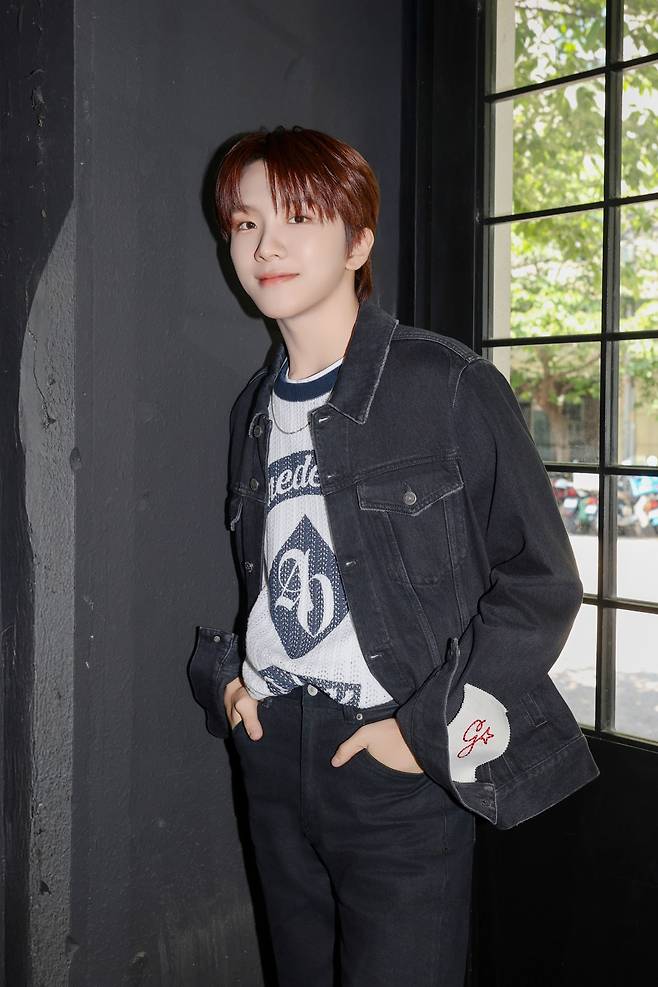 보이넥스트도어의 운학이 지난 12일 서울 마포구의 한 카페에서 미니 4집 ‘노 장르’ 발매 기념 인터뷰를 진행했다. KOZ엔터테인먼트