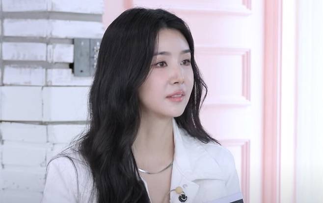 가수 차오루. 유튜브 채널 '돈 워니 아이돌' 캡처.