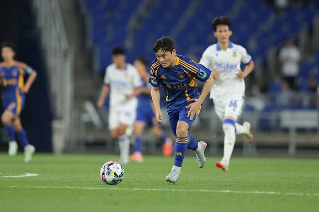 울산문수축구경기장/ 2025 하나은행 코리아컵/ 4라운드/ 16강/ 울산HDFC vs 인천유나이티드/ 울산 엄원상/ 사진 김정수