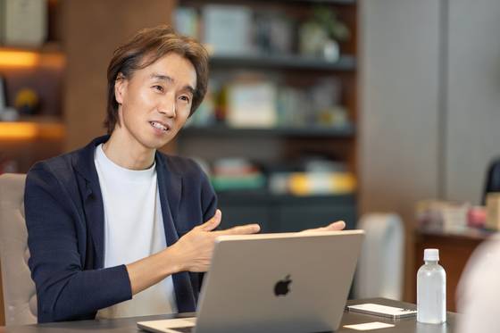 김재용 카카오픽코마 대표가 지난달 25일 일본 도쿄 카카오픽코마 본사에서 중앙일보와 인터뷰를 하고 있다. 카카오픽코마 제공