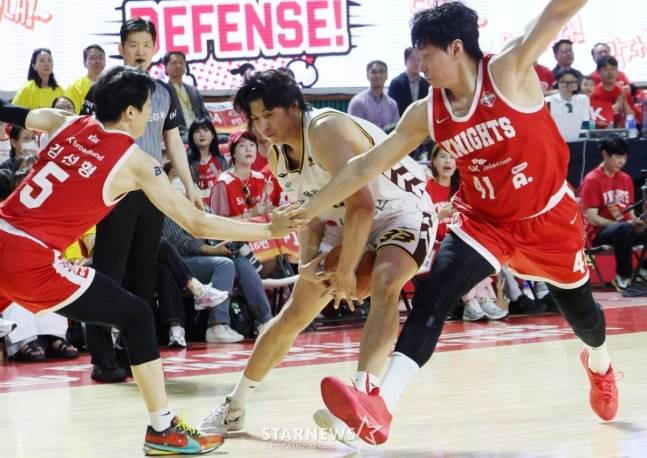 SK-LG 경기 장면. /사진=김진경 대기자