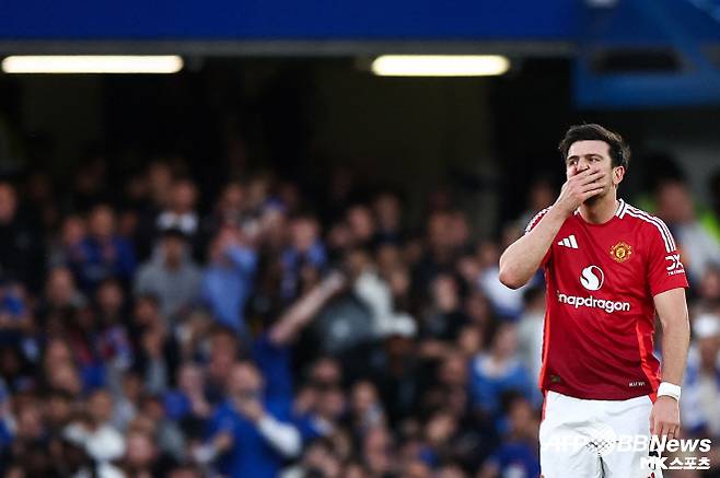 맨유는 첼시전에서 무기력한 경기력 끝 0-1로 패했다. 라스무스 호일룬, 카세미루, 브루노 페르난데스, 마즈라위, 해리 매과이어 등 주축 선수가 대거 선발로 나섰지만 힘을 쓰지 못했다. 맨유는 슈팅 수(4-11), 키 패스(4-6) 등 주요 기록에서도 첼시에 밀렸다. 사진=AFPBBNews=News1