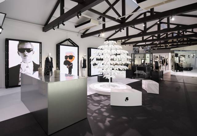 칼 라거펠트 팝업스토의 내부 전경. 사진 제공=CJ온스타일