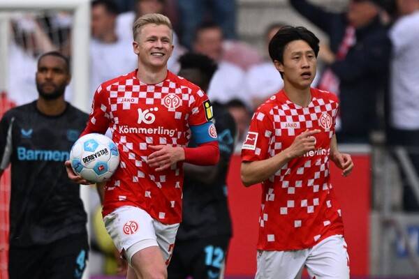 ▲ 마인츠의 이재성이 유로파 컨퍼런스리그 진출을 이끌어냈다. ⓒ연합뉴스/AP