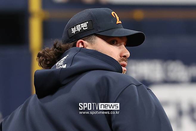 ▲ 한화는 폰세가 KBO리그 역사를 쓴 그 경기를 제외하고 나머지 걸린 5경기를 모두 졌다. ⓒ곽혜미 기자