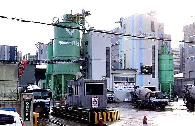 경기도 부천 소재 부국레미콘. 아세아그룹 이윤무 명예회장 개인 소유다. /네이버 지도