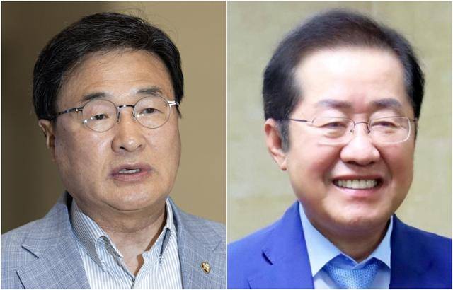 김대식(왼쪽 사진) 국민의힘 의원이 홍준표(오른쪽) 전 대구시장의 국민의힘 선거대책위원회 합류를 설득하기 위해 미국 하와이에 도착한 19일, 홍 전 시장은 더불어민주당 상징색인 파란색 양복과 넥타이를 착용하고 있는 모습으로 자신의 페이스북 프로필 사진을 교체했다. 뉴스1·홍 전 시장 페이스북 캡처