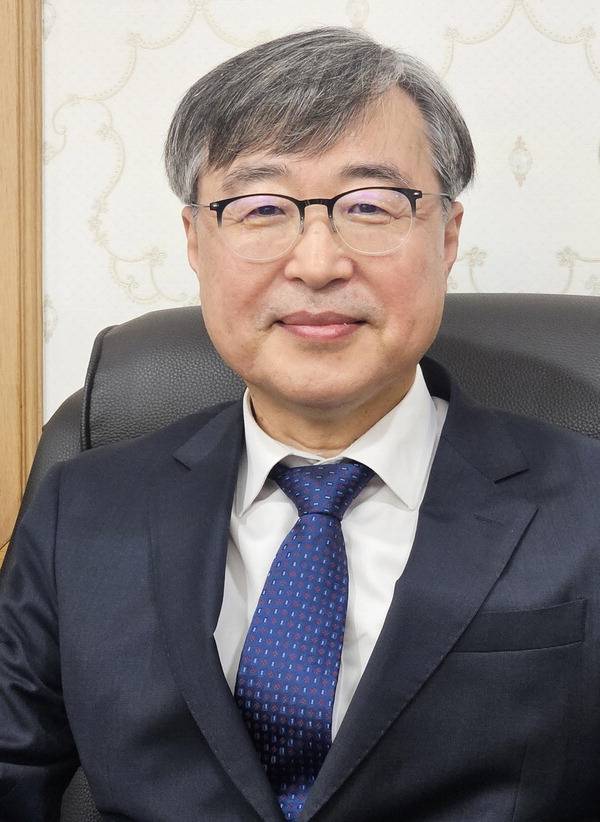 김문관 부산시선거관리위원장이 “6·3 대선을 투명하게 관리하겠다”는 의지를 밝혔다.