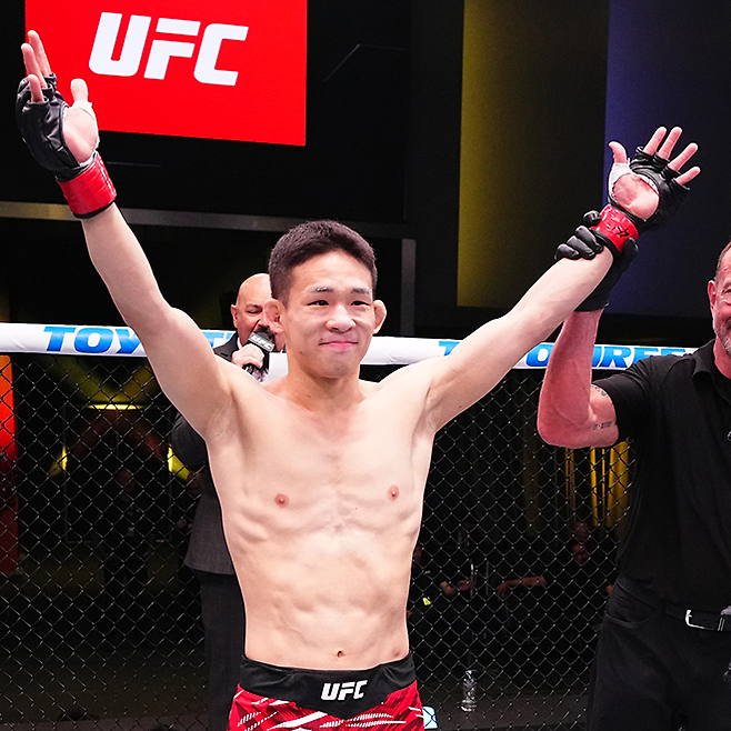 박현성이 2025년 5월 미국 네바다주 엔터프라이즈에서 UFC 데뷔 2연승을 달성한 후 기뻐하고 있다. 사진=TKO