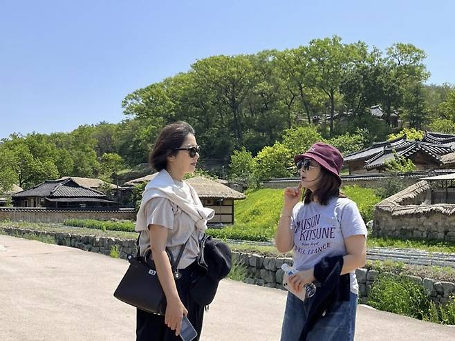 윤유선 소셜 계정 캡처