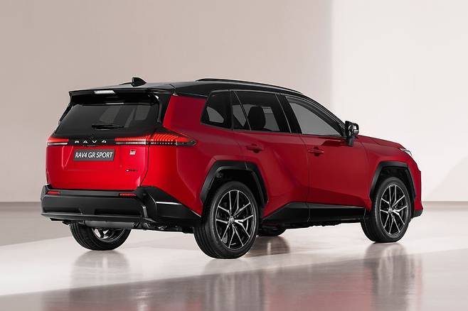토요타 RAV4 GR 스포트