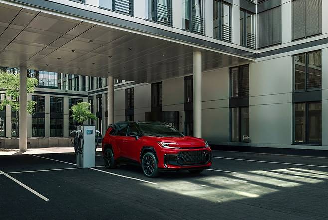 토요타 RAV4 GR 스포트