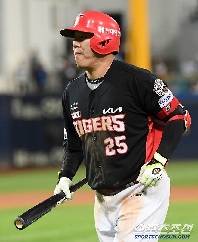 23일 대구 삼성라이온즈파크에서 열린 삼성 라이온즈와 KIA 타이거즈의 경기. KIA 이우성이 숨을 고르고 있다. 대구=박재만 기자 pjm@sportschosun.com/2025.04.23/