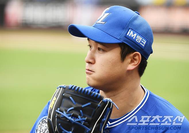 5일 대전 한화생명볼파크에서 열린 삼성-한화전. 선발투수 삼성 최원태가 투구를 준비하고 있다. 대전=정재근 기자 cjg@sportschosun.com/2025..5.5/