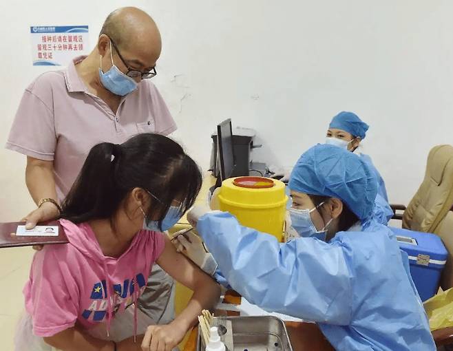 홍콩 코로나19 백신 접종. 연합뉴스