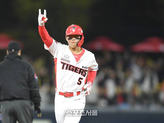 KIA 김도영이 홈런을 친 뒤 세리머니를 하고 있다. 광주 | 최승섭기자 thunder@sportsseoul.com