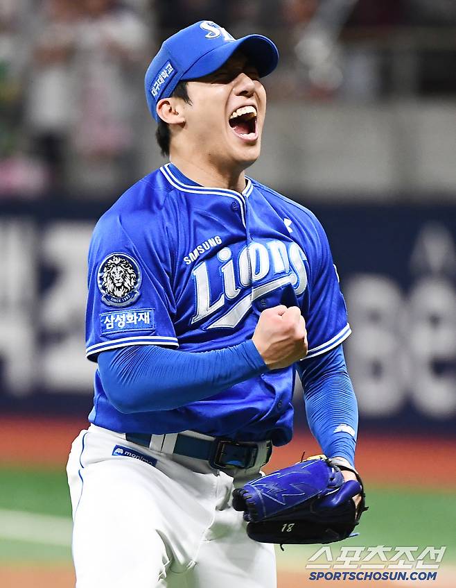 20일 서울 고척스카이돔에서 열린 삼성-키움전. 8회말 1사 만루 카디네스를 유격수 병살타로 처리한 원태인이 포효하고 있다. 고척=정재근 기자 cjg@sportschosun.com/2025.5.20/