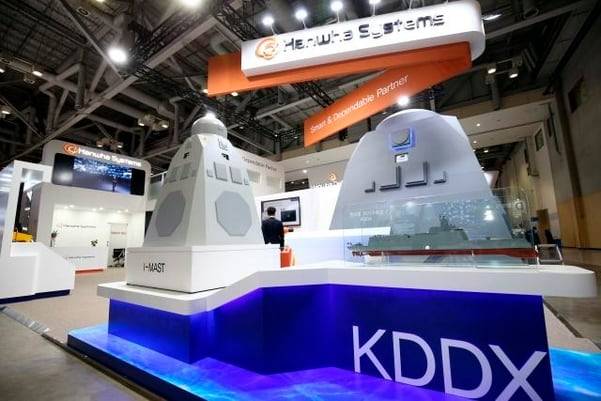 한화시스템이 MADEX 2019에서 전시한 ‘KDDX 통합마스트(IMAST)’의 모형.