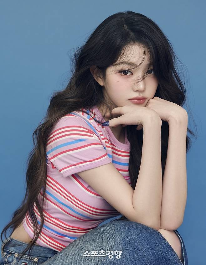 아이브 멤버 장원영. 타미 진스 제공