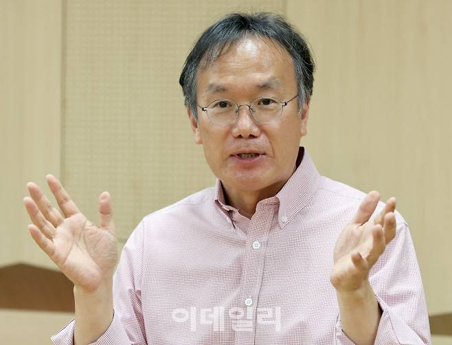 정재왈 서울시향 대표가 최근 서울 종로구 서울시향 사무실에서 이데일리와 인터뷰를 하고 있다. (사진=방인권 기자)
