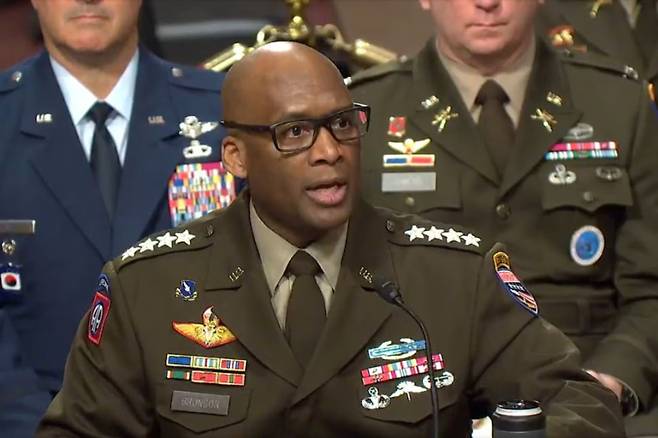 제이비어 브런슨(Xavier T. Brunson) 주한미군사령관(대장)이 지난달 미 상·하원에 출석해 한국에 대한 미국의 안보 보장 필요성을 여러 근거를 기반으로 설명한 모습. / 사진=머니투데이DB