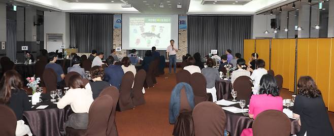 조상열 대동문화재단 대표가 강의를 하고 있다. /임문철 기자 35mm@namdonews.com