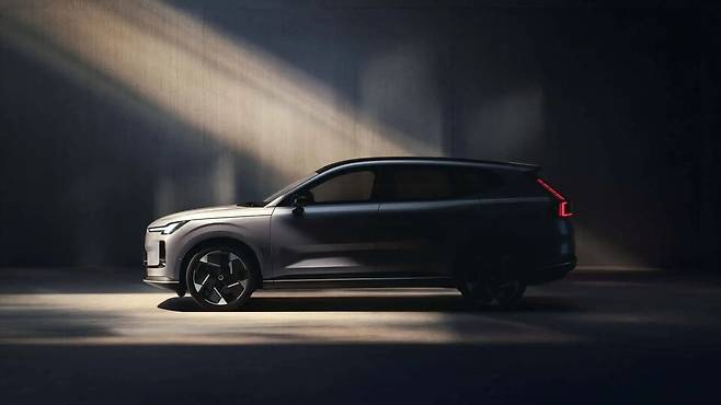 사진 : 볼보 XC70