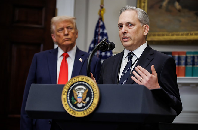 지난 3월 3일(현지시각) 데이비드 삭스 가상자산·인공지능(AI) 책임자가 도널드 트럼프 대통령 앞에서 연설하고 있다. ⓒ연합뉴스