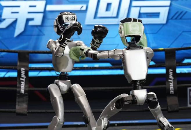 중국 저장성 항저우에서 열린 로봇 격투기 대회. 웨이보 캡처