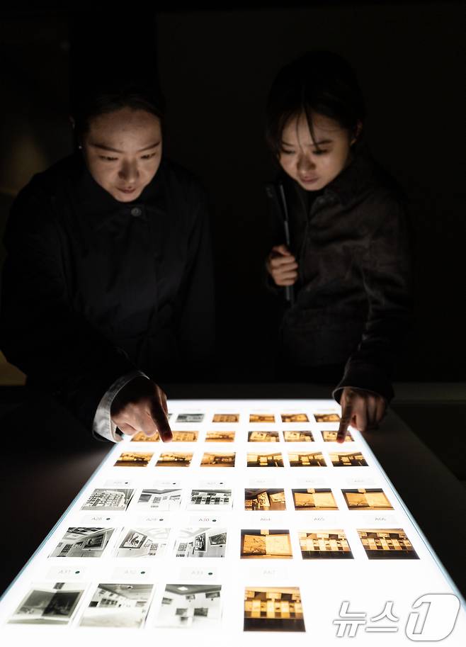 28일 서울 도봉구 서울 시립 사진미술관에 작품들이 전시돼 있다. 2025.5.28/뉴스1 ⓒ News1 이승배 기자